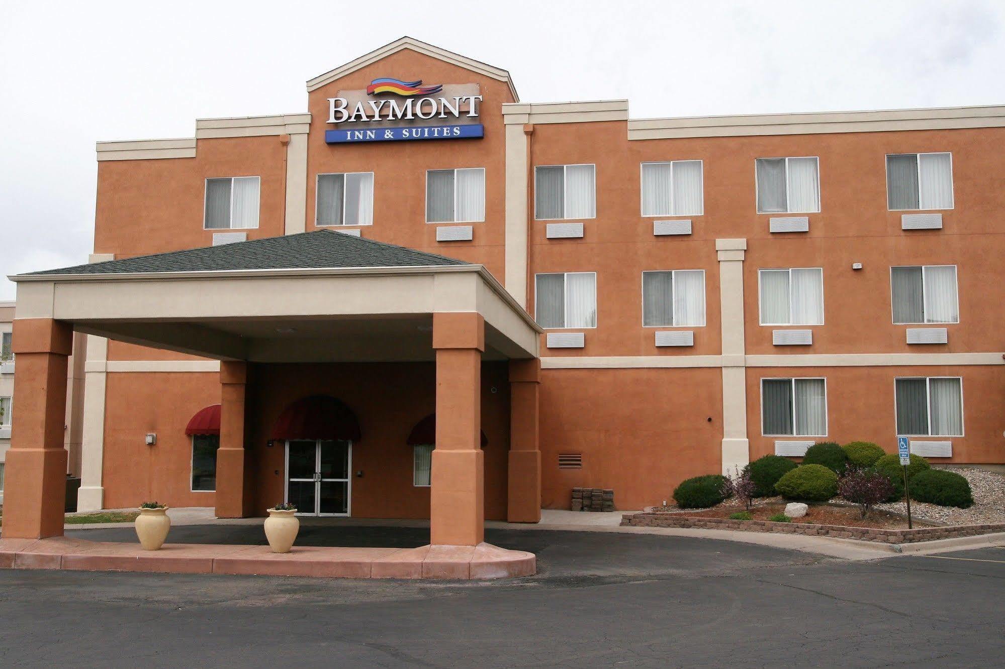 Baymont By Wyndham Colorado Springs Hotel Exterior foto